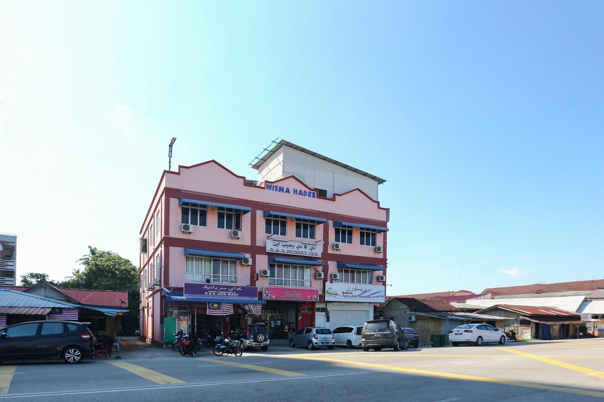 Oyo 89755 D&D Budget Inn 哥打巴鲁 外观 照片